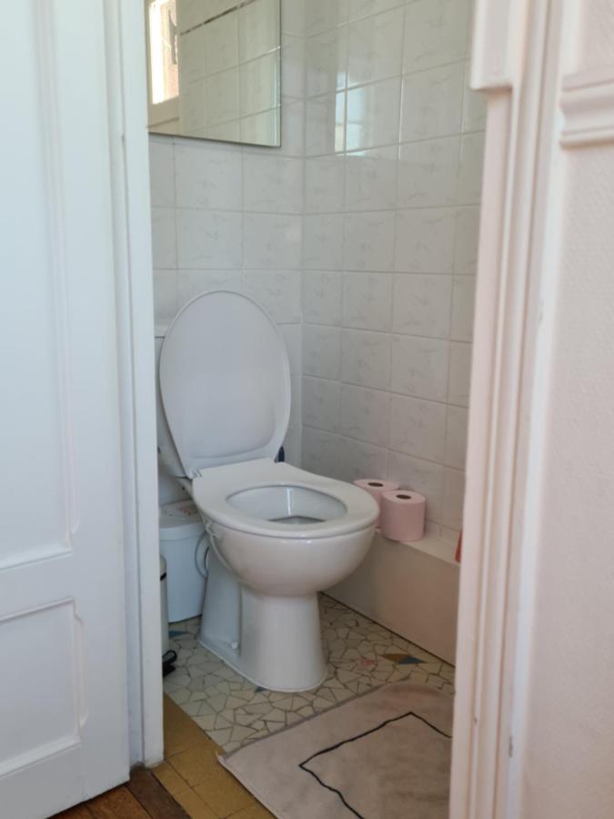 Apakabar Homestay - Proche Gare Melun, Parking Prive, Netflix La Rochette  Exterior foto