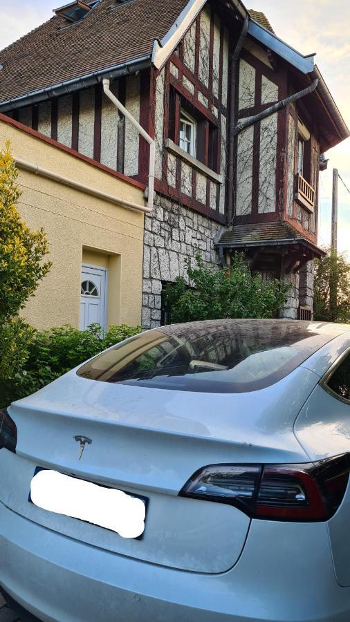 Apakabar Homestay - Proche Gare Melun, Parking Prive, Netflix La Rochette  Exterior foto