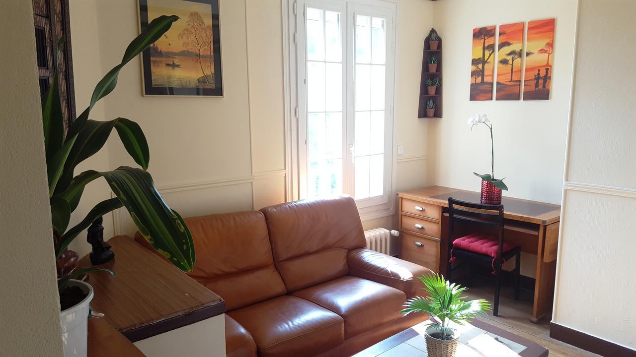 Apakabar Homestay - Proche Gare Melun, Parking Prive, Netflix La Rochette  Exterior foto